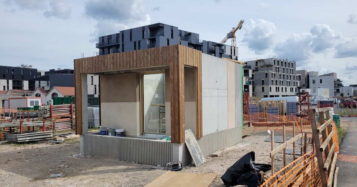 Chantier de Tours - Bâtiment social photo du chantier à Tours, maison en construction